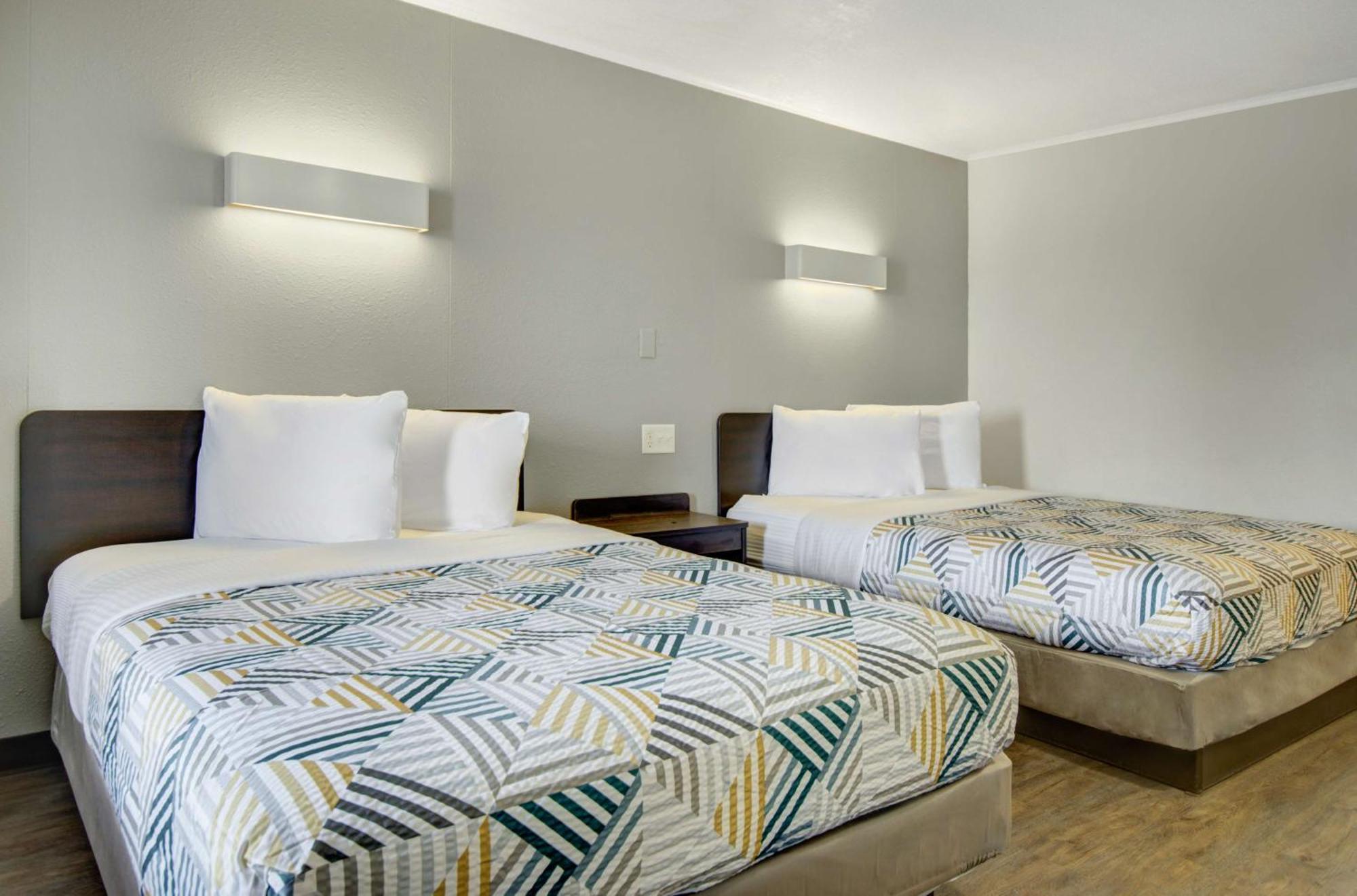 6-lima, Oh Hotel 3*