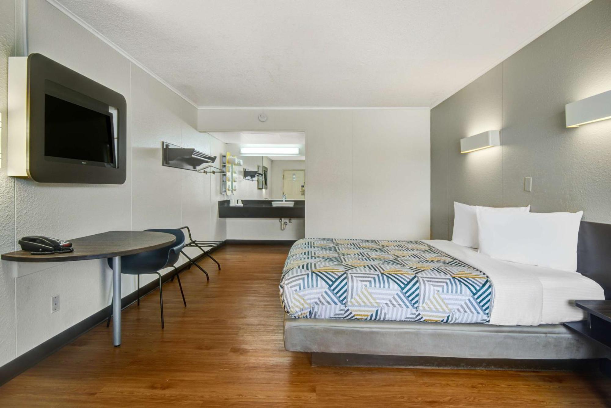 6-lima, Oh 3* Lima