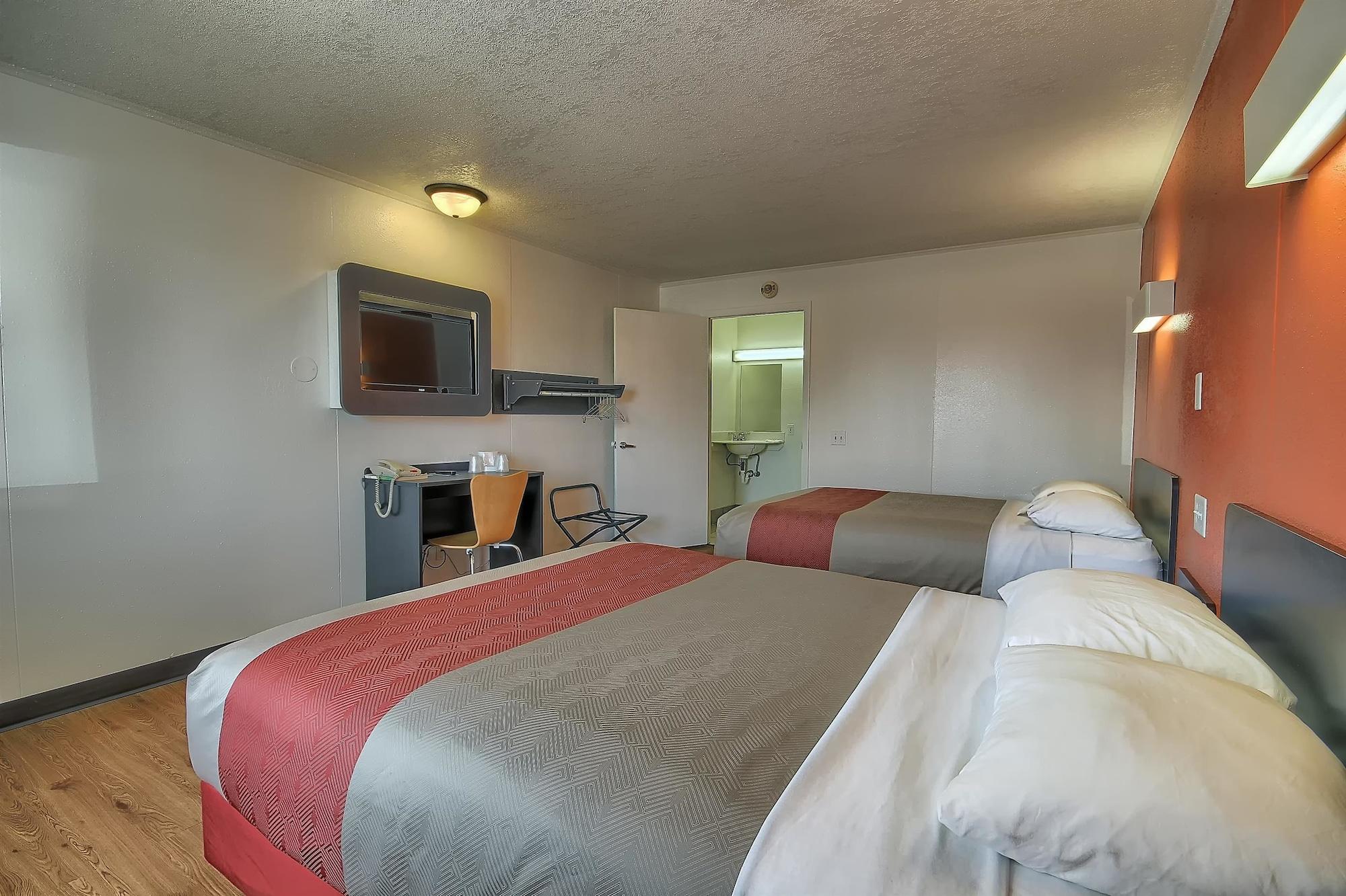 6-lima, Oh Hotel 2*